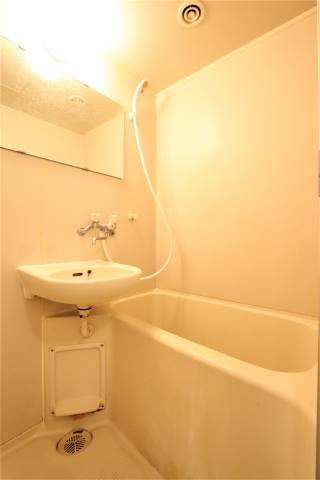 浴槽でマッタリ。