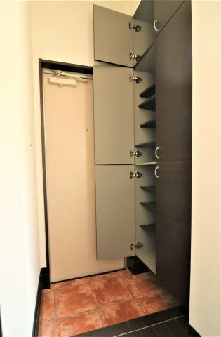 大型収納のシューズボックスです。