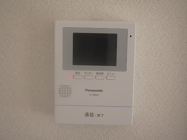 モニター付きインターホンで安心です