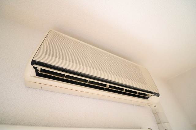 エアコン付きで年中快適に過ごせますね♪