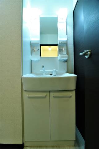 独立洗面台もしっかりと。