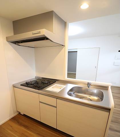 カウンターキッチンで会話も弾みますね