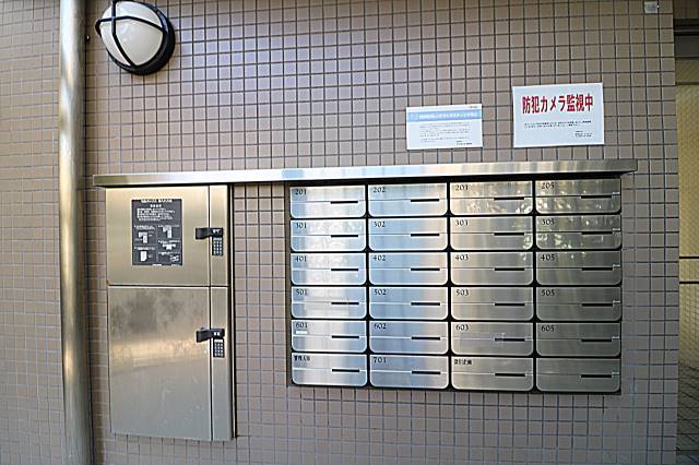 宅配ボックス完備です。