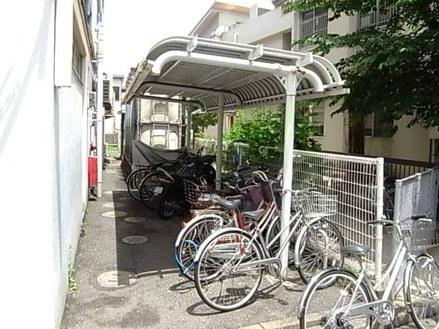 駐輪スペースございます