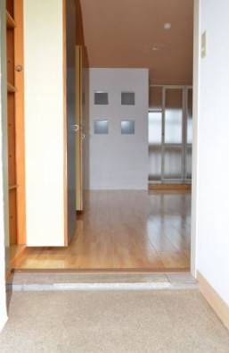 玄関まわりです。