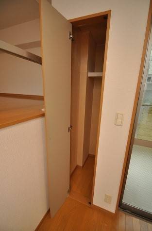 お荷物はこちらへ。