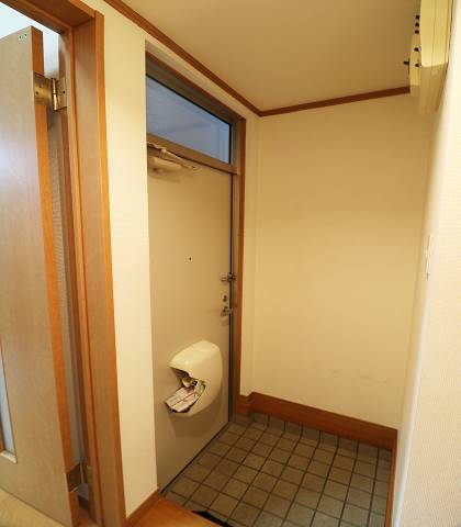 玄関はこんな感じです