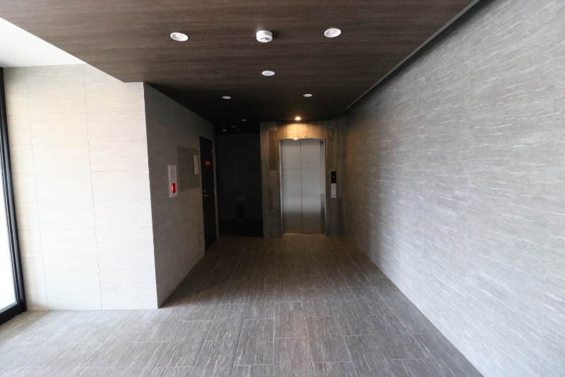 清潔感のあるエントランスですね