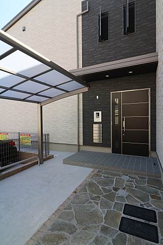 アパートでもオートロック付いてます。