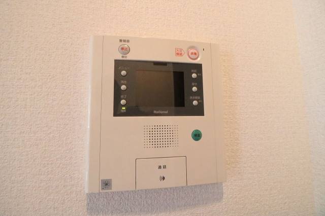 来訪者の顔が確認できるので安心です