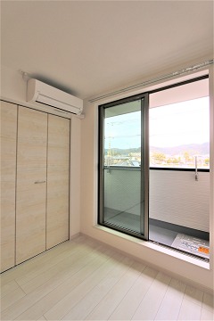 天気のいい日はこちらで洗濯物を干せます