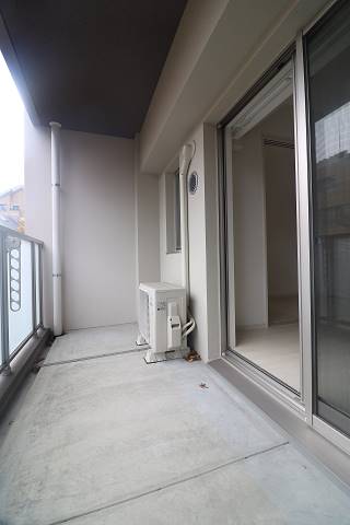 布団も簡単に干せます