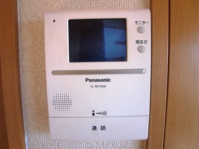 安心のモニタ付きインターホンです