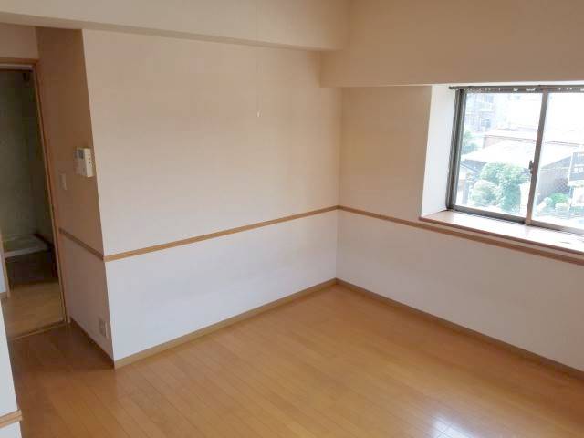 家具の配置に困らないですね。