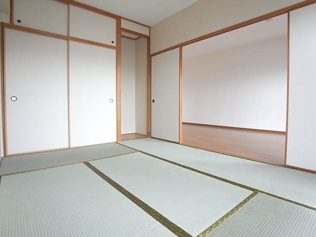 畳の香りは心地良いですね