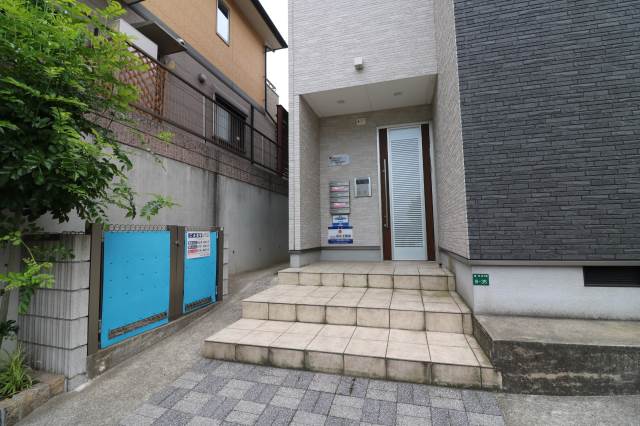 おしゃれなエントランス