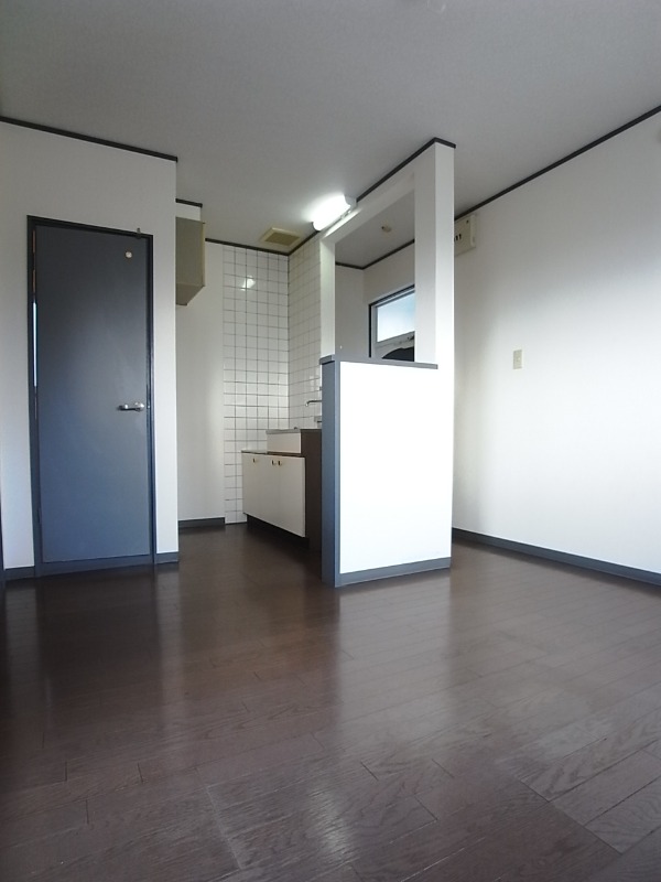 家具の配置がしやすいお部屋です。