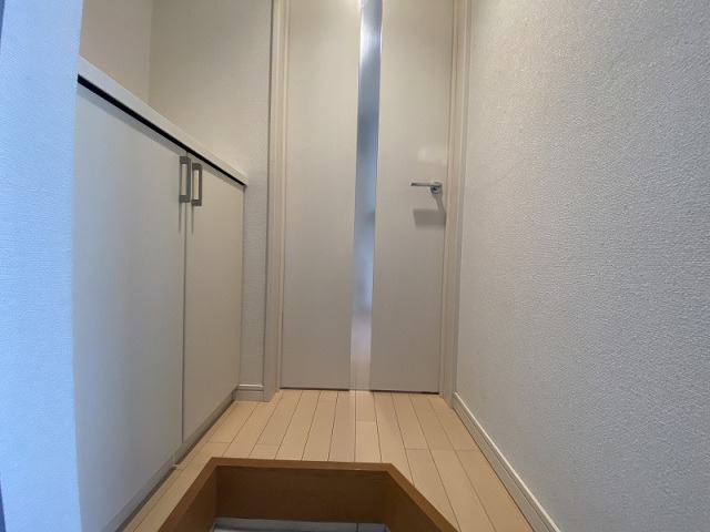 玄関はこんな感じです