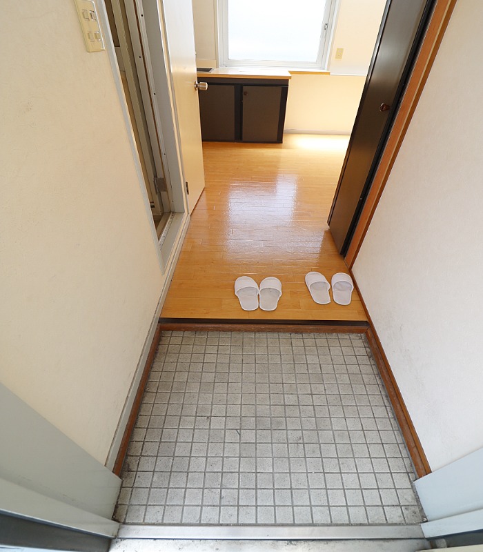 玄関はこんな感じです