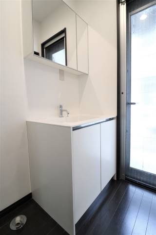 独立洗面台もオシャレです。