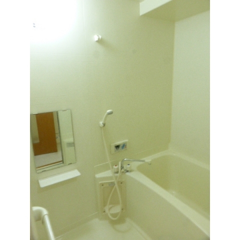 日々の疲れを癒せるバスルームです