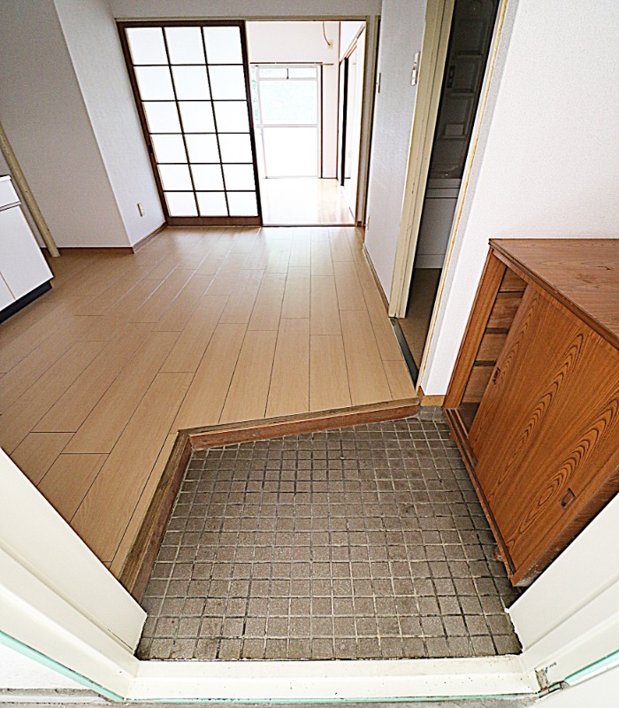 玄関からはこんな感じです