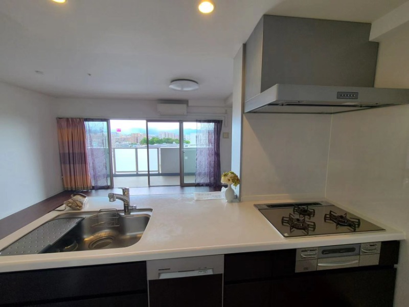 カウンターキッチンは会話がはずみますね