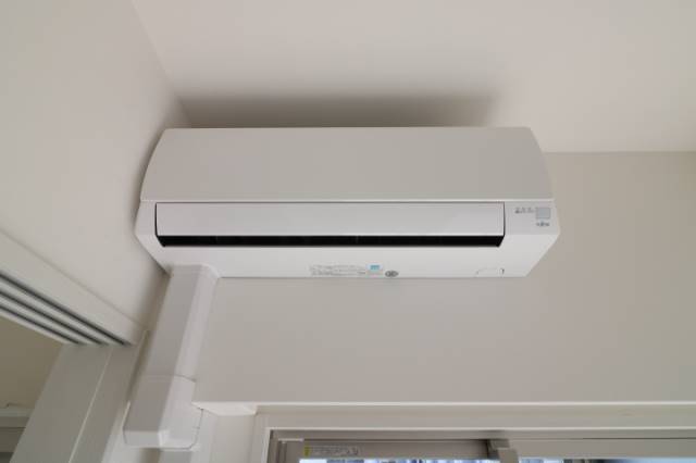 エアコン付きで1年中快適です