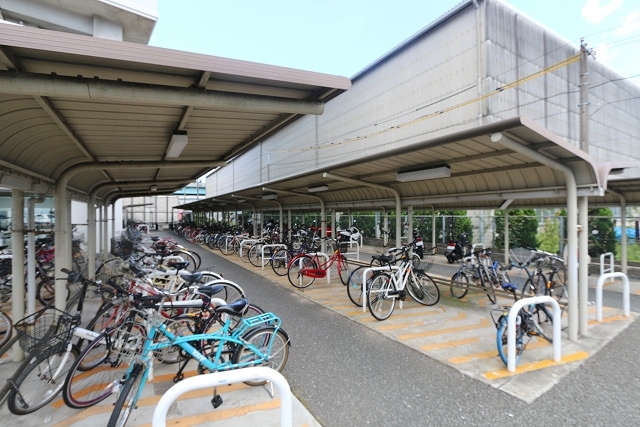 屋根付きの駐輪場は嬉しいです