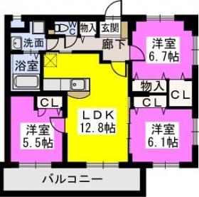 間取や内装は現状を優先します。