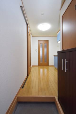 玄関はこんな感じです。