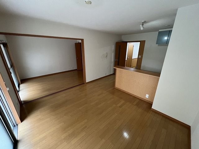 家具の配置がしやすいリビングです