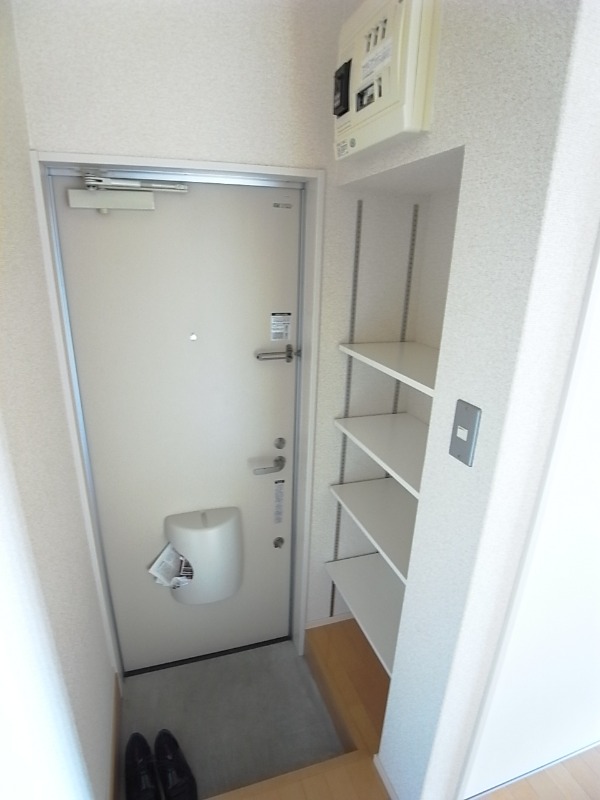 シューズボックス完備。