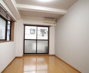 角部屋で風通しが良いお部屋です