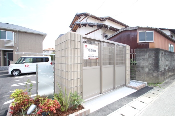 共有のゴミ捨て場です。