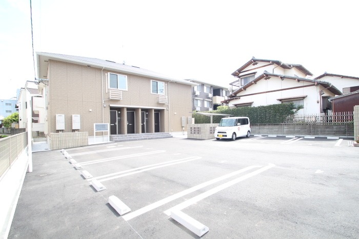 駐車場も空きありです。