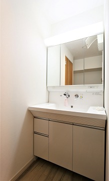 お出かけ前の身支度はこちらでバッチリ