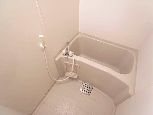 湯船に浸かってゆっくり休みましょう。