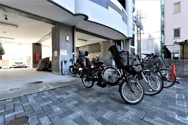 駐輪スペースもございます
