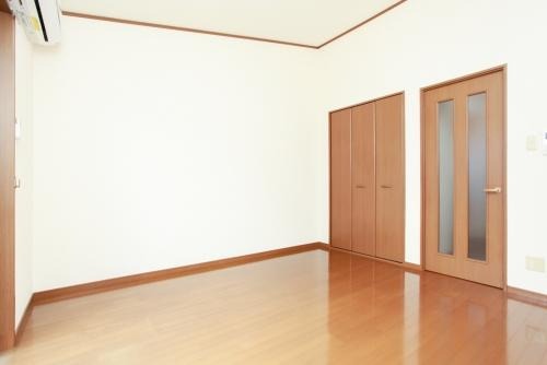 日当たりの良い洋室ですね