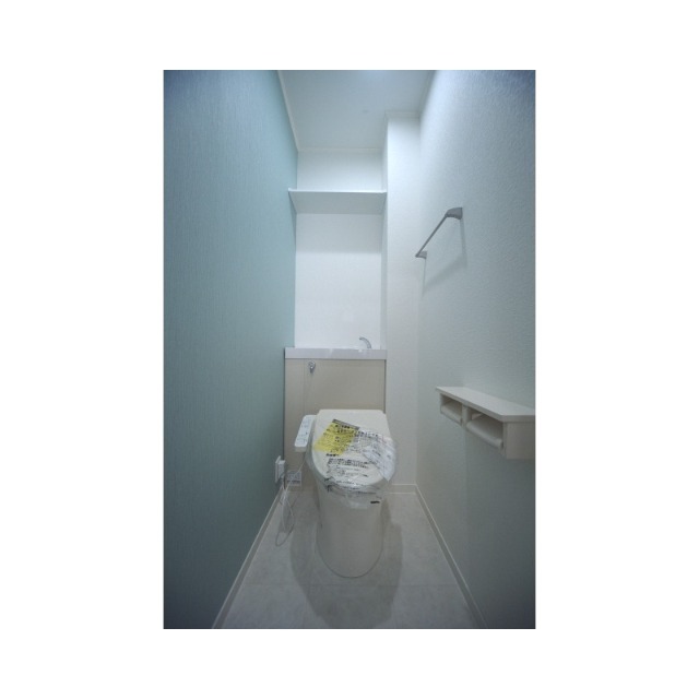 清潔感のあるトイレですね
