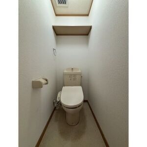 温水洗浄便座付きです