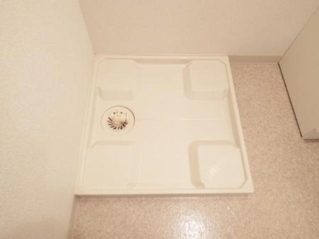 洗濯機もおけます。