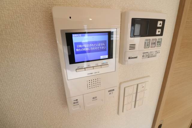 モニターホンで安心です。