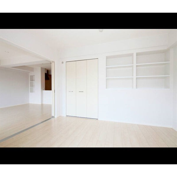 大容量の収納で荷物の多い方も安心♪