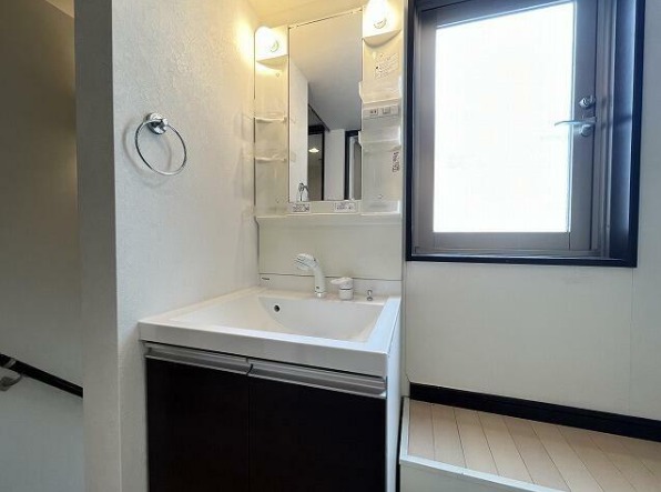 朝の支度はこちらでどうぞ。