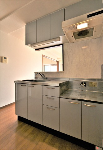 オシャレなカウンターキッチンですね