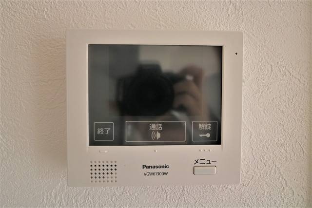 安心のモニターフォン付きで急な来客時も確認できます