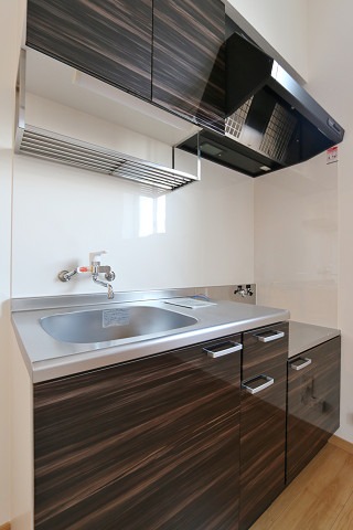 上下に収納があり使い勝手が良いですね