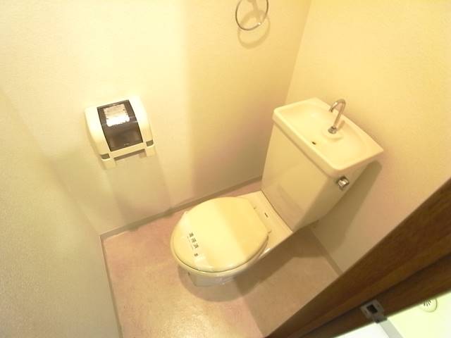 清潔感があり綺麗なトイレです。